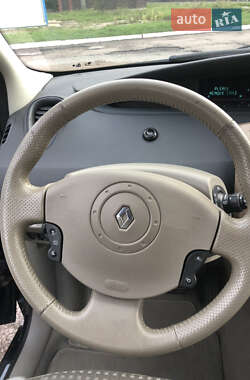 Минивэн Renault Scenic 2005 в 