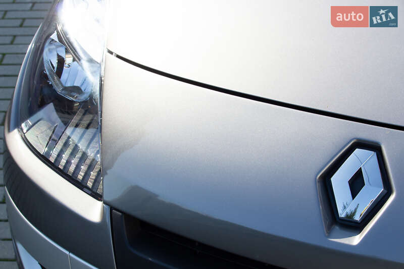 Минивэн Renault Scenic 2010 в Львове