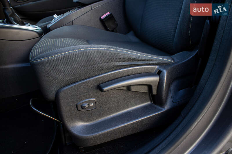 Минивэн Renault Scenic 2010 в Львове