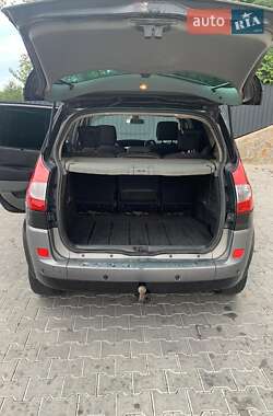 Минивэн Renault Scenic 2006 в 