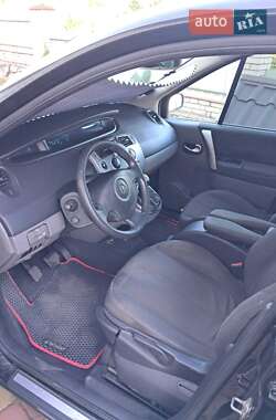 Минивэн Renault Scenic 2006 в 