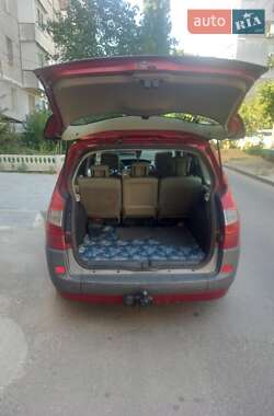 Минивэн Renault Scenic 2006 в 