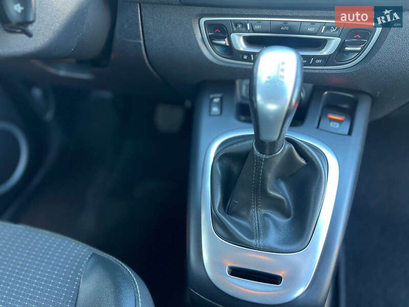 Минивэн Renault Scenic 2011 в Киеве фото 26 Минивэн Renault Scenic 2011 в Киеве