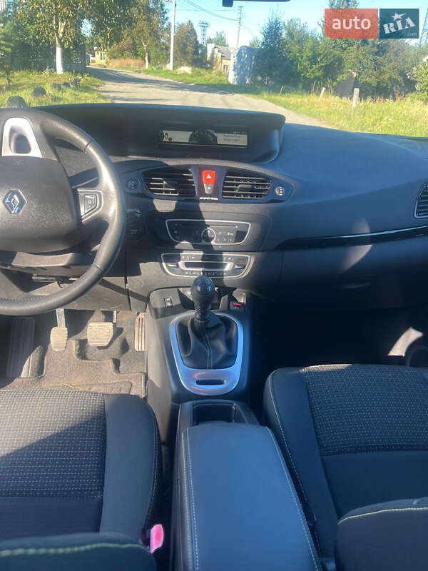 Минивэн Renault Scenic 2011 в Луцке