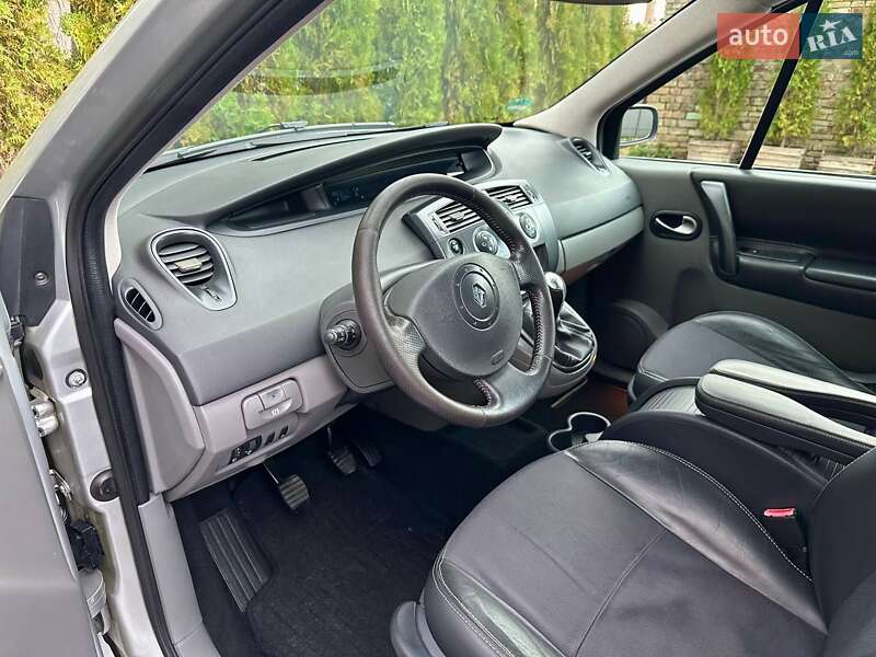 Минивэн Renault Scenic 2005 в Полтаве