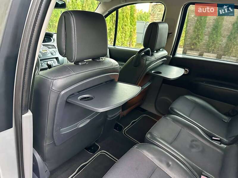 Минивэн Renault Scenic 2005 в Полтаве