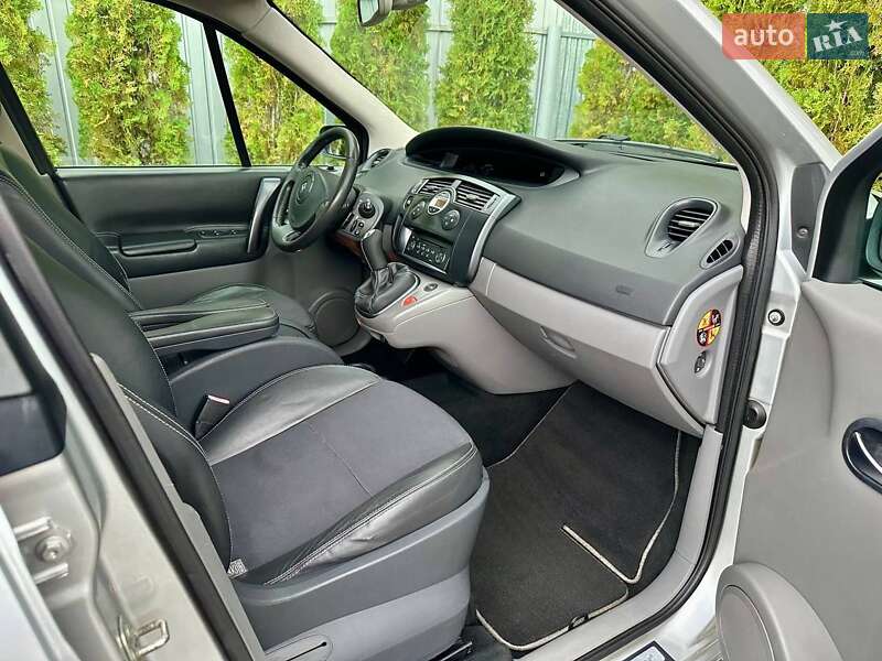 Минивэн Renault Scenic 2005 в Полтаве