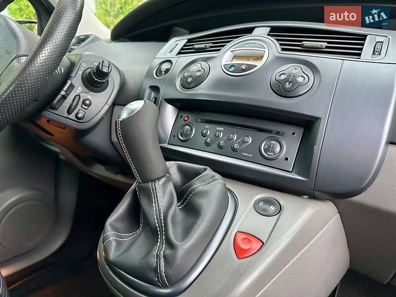 Минивэн Renault Scenic 2005 в Полтаве