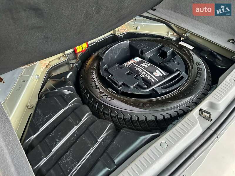 Минивэн Renault Scenic 2005 в Полтаве