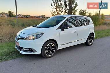 Минивэн Renault Scenic 2015 в 