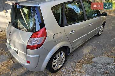 Минивэн Renault Scenic 2005 в 
