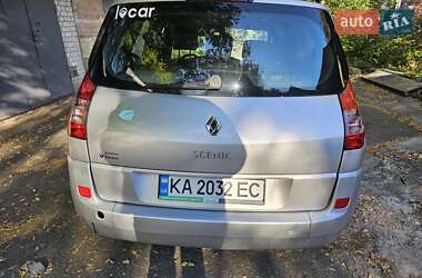 Минивэн Renault Scenic 2005 в 