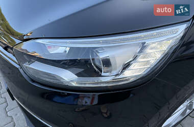 Минивэн Renault Scenic 2016 в 