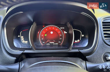 Минивэн Renault Scenic 2016 в 