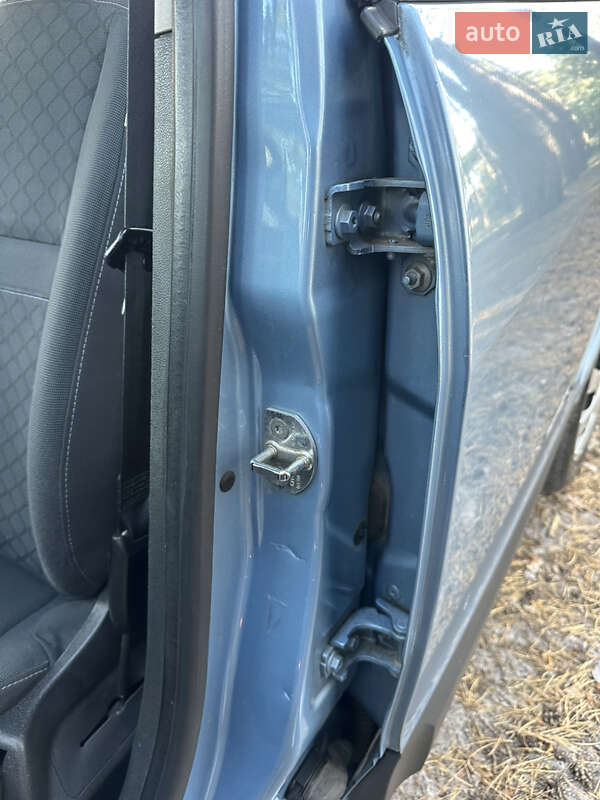 Минивэн Renault Scenic 2010 в Киеве