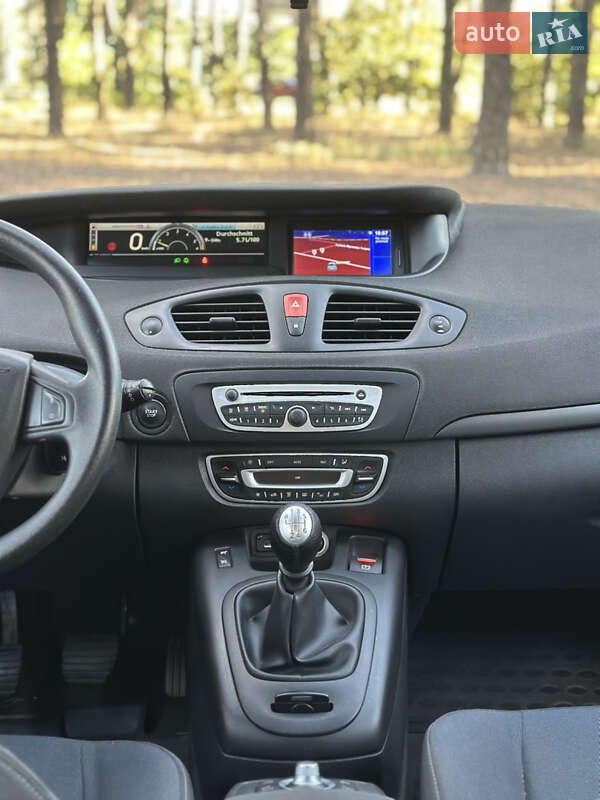 Минивэн Renault Scenic 2010 в Киеве