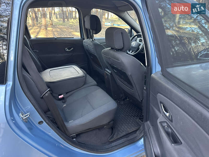 Минивэн Renault Scenic 2010 в Киеве