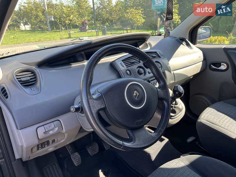Минивэн Renault Scenic 2007 в Золочеве