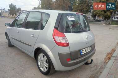 Минивэн Renault Scenic 2004 в 