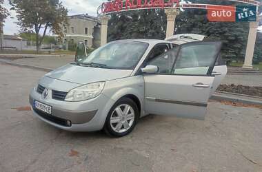Минивэн Renault Scenic 2004 в 