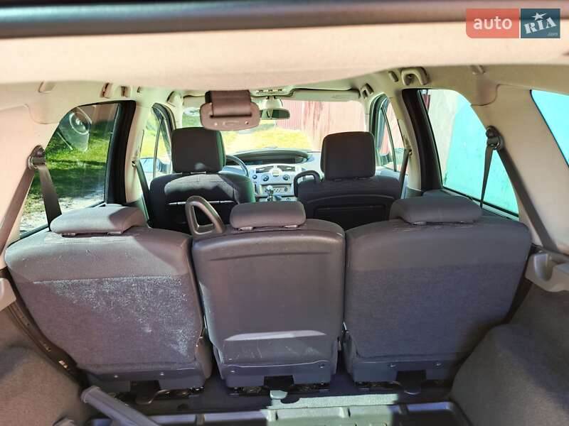Минивэн Renault Scenic 2007 в Вараше