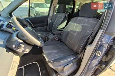Минивэн Renault Scenic 2003 в 