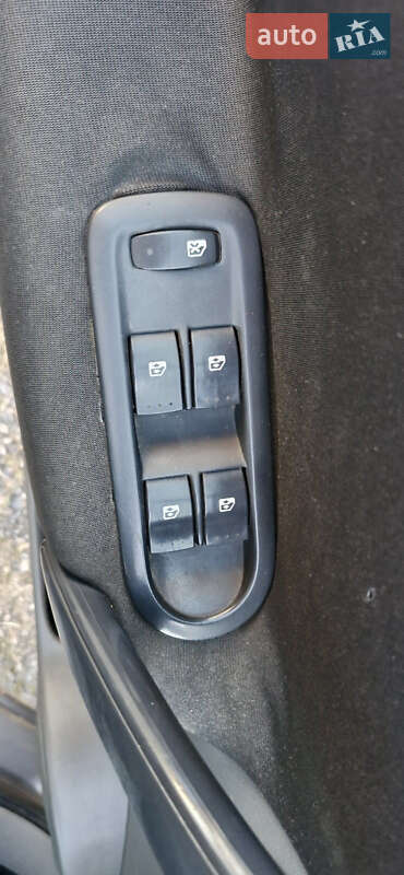 Минивэн Renault Scenic 2004 в Красилове