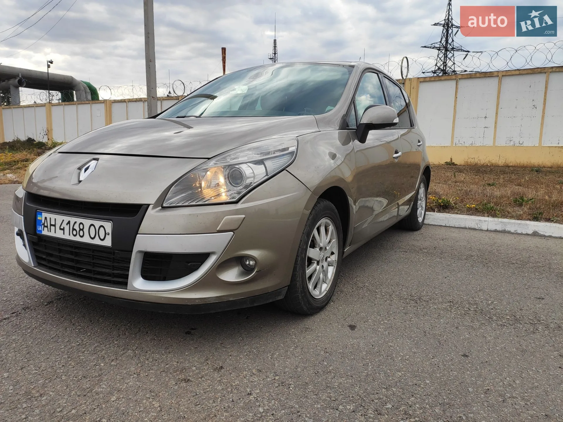 2010 Renault Scenic - фото 1
