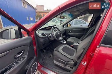 Минивэн Renault Scenic 2009 в 