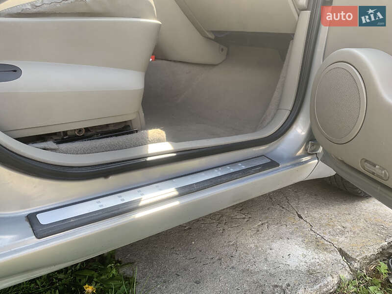 Мінівен Renault Scenic 2004 в Старокостянтинові