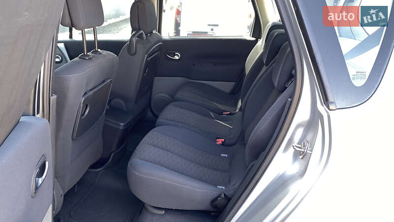 Минивэн Renault Scenic 2007 в Луцке