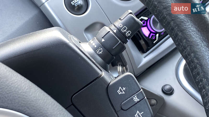 Минивэн Renault Scenic 2007 в Луцке