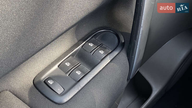 Минивэн Renault Scenic 2007 в Луцке