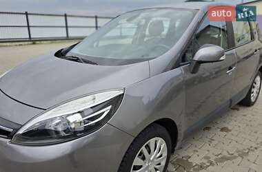 Минивэн Renault Scenic 2012 в 