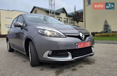 Минивэн Renault Scenic 2012 в 