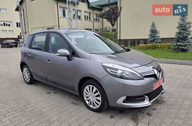 Минивэн Renault Scenic 2012 в 