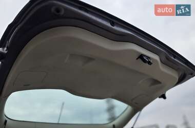 Минивэн Renault Scenic 2012 в 