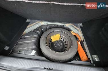 Минивэн Renault Scenic 2012 в 