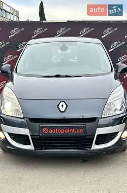 Минивэн Renault Scenic 2009 в 