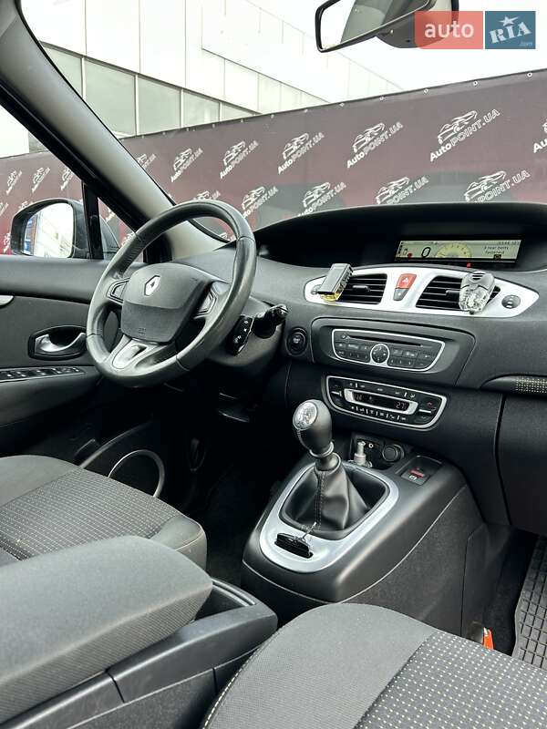 Минивэн Renault Scenic 2009 в Сумах