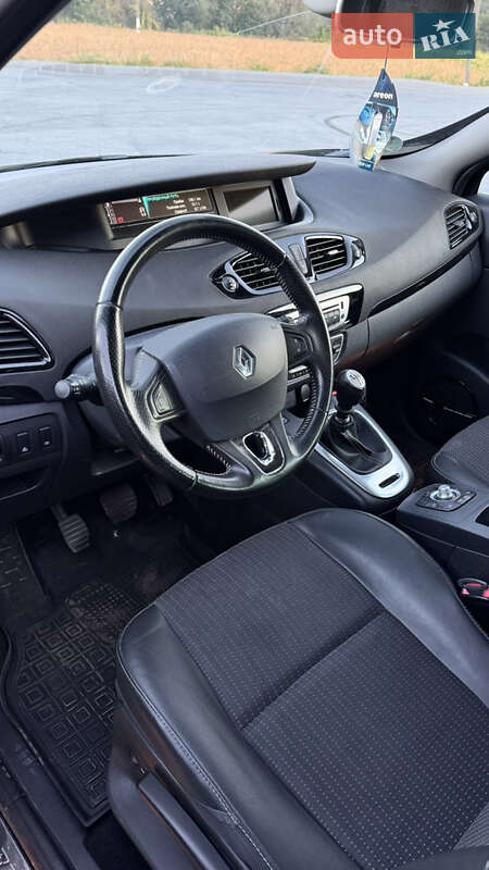 Минивэн Renault Scenic 2013 в Черновцах