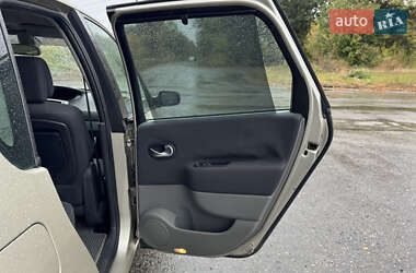 Минивэн Renault Scenic 2006 в 