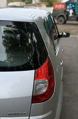 Минивэн Renault Scenic 2007 в 