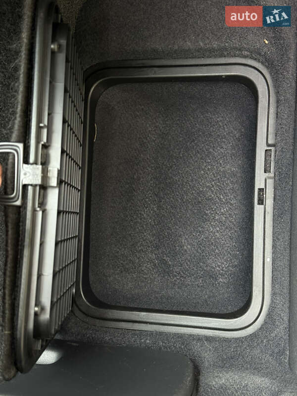 Минивэн Renault Scenic 2007 в Чернигове
