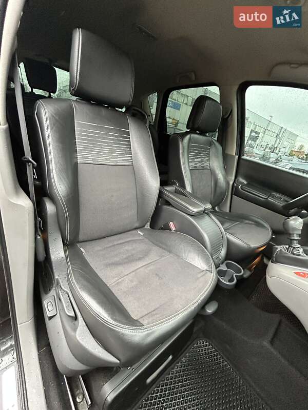 Минивэн Renault Scenic 2006 в Сумах