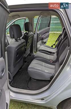 Минивэн Renault Scenic 2005 в 