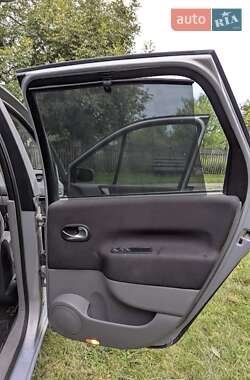 Минивэн Renault Scenic 2005 в 