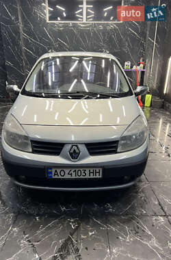 Минивэн Renault Scenic 2003 в 