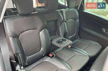Минивэн Renault Scenic 2019 в 