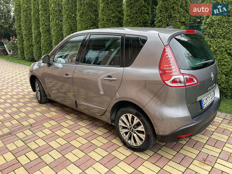 Минивэн Renault Scenic 2011 в Виннице